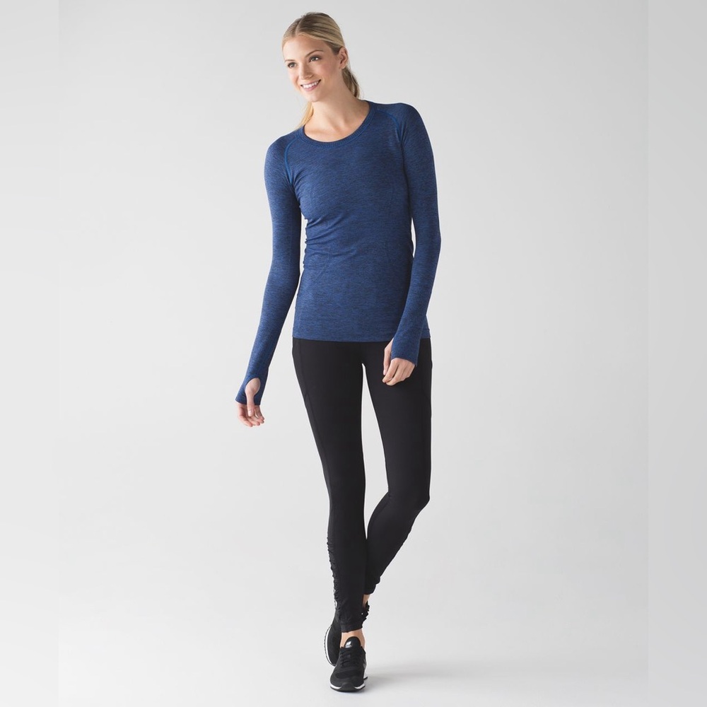 Lululemon Swiftly Tech Long Sleeve Crew
Black / Sapphire Blue $78 MSRP
